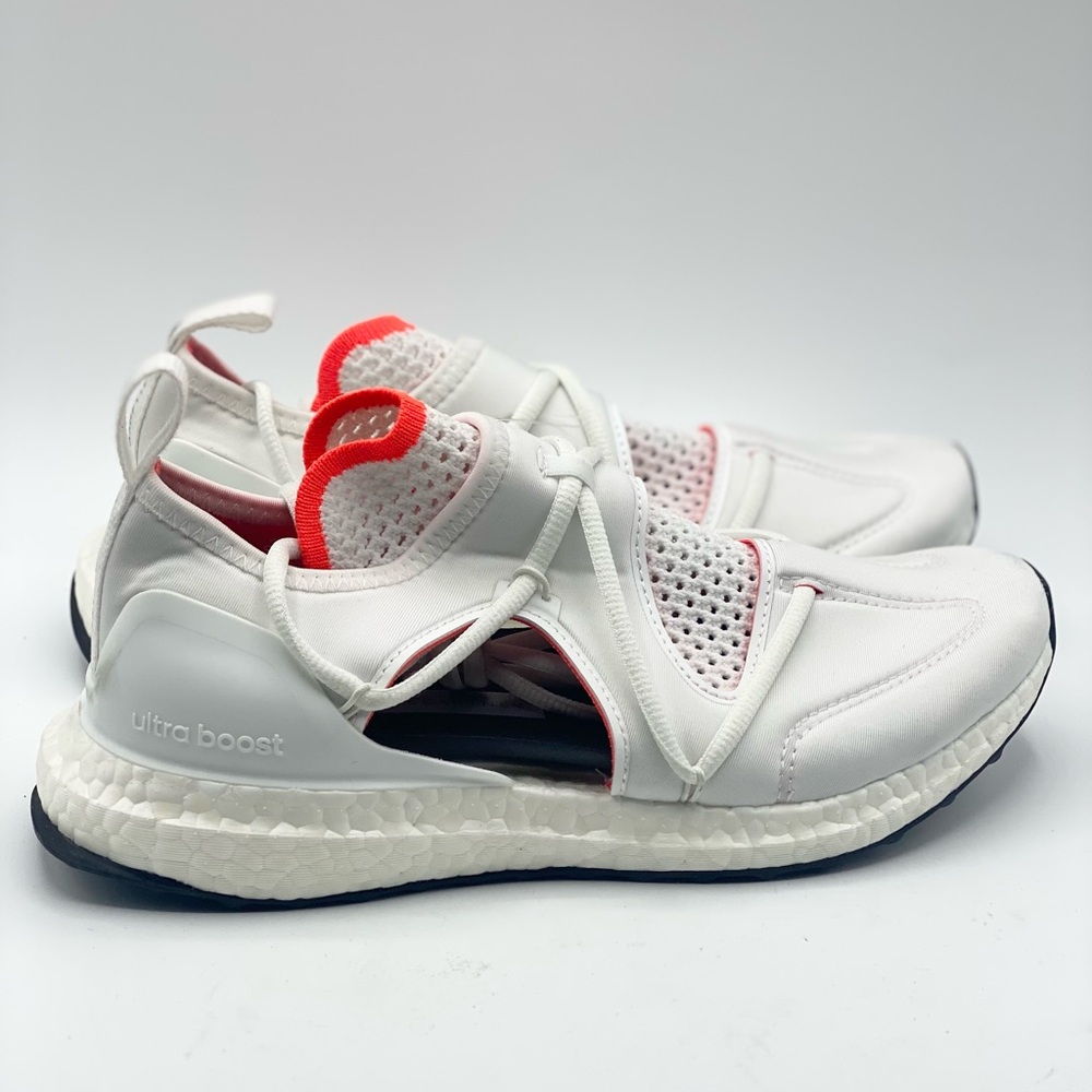 Adidas x Stella McCart-
ney Ultraboost T.S.
